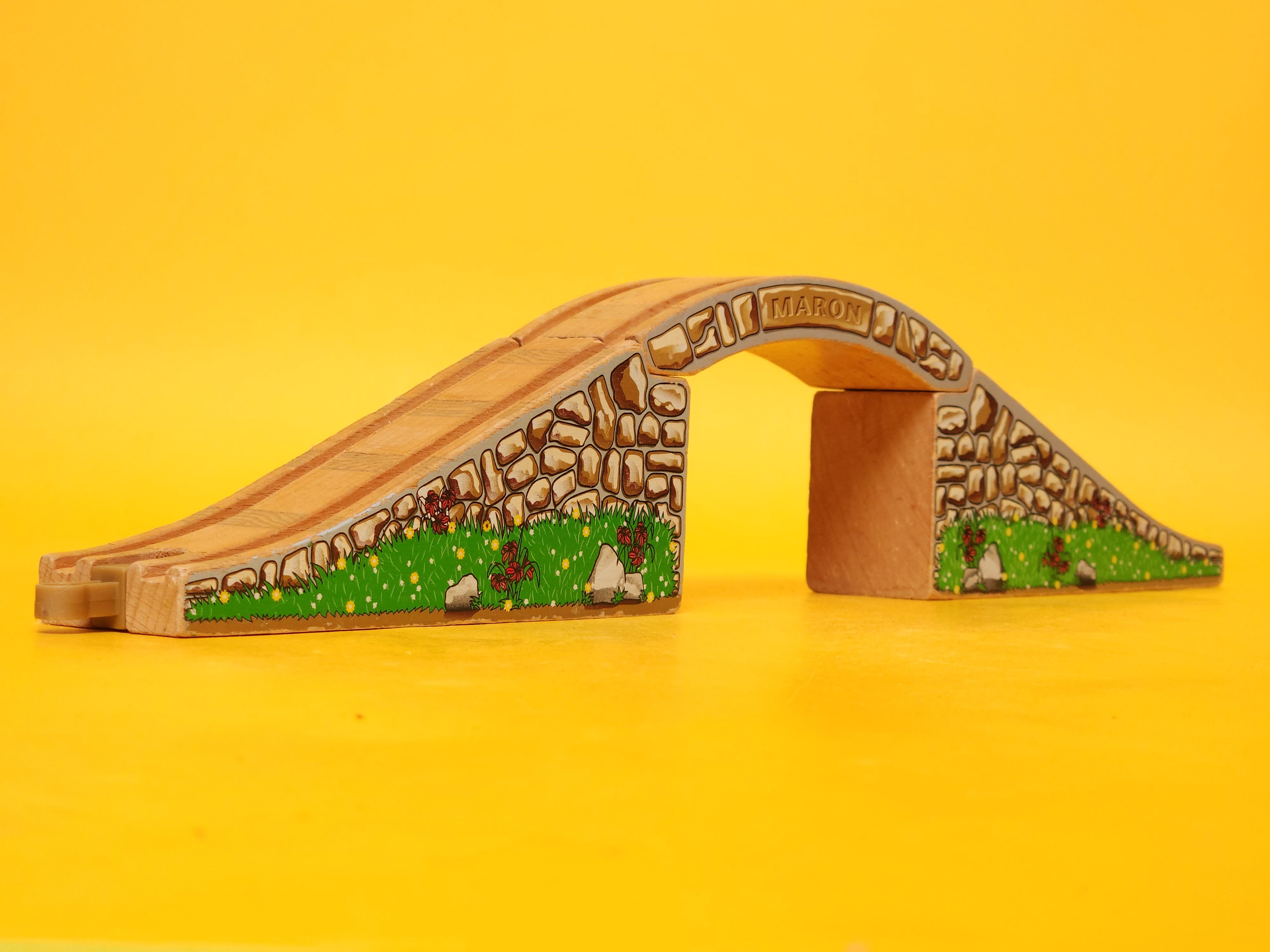 Arched Stone Bridge – Thomas & Friends: Wooden Railway
