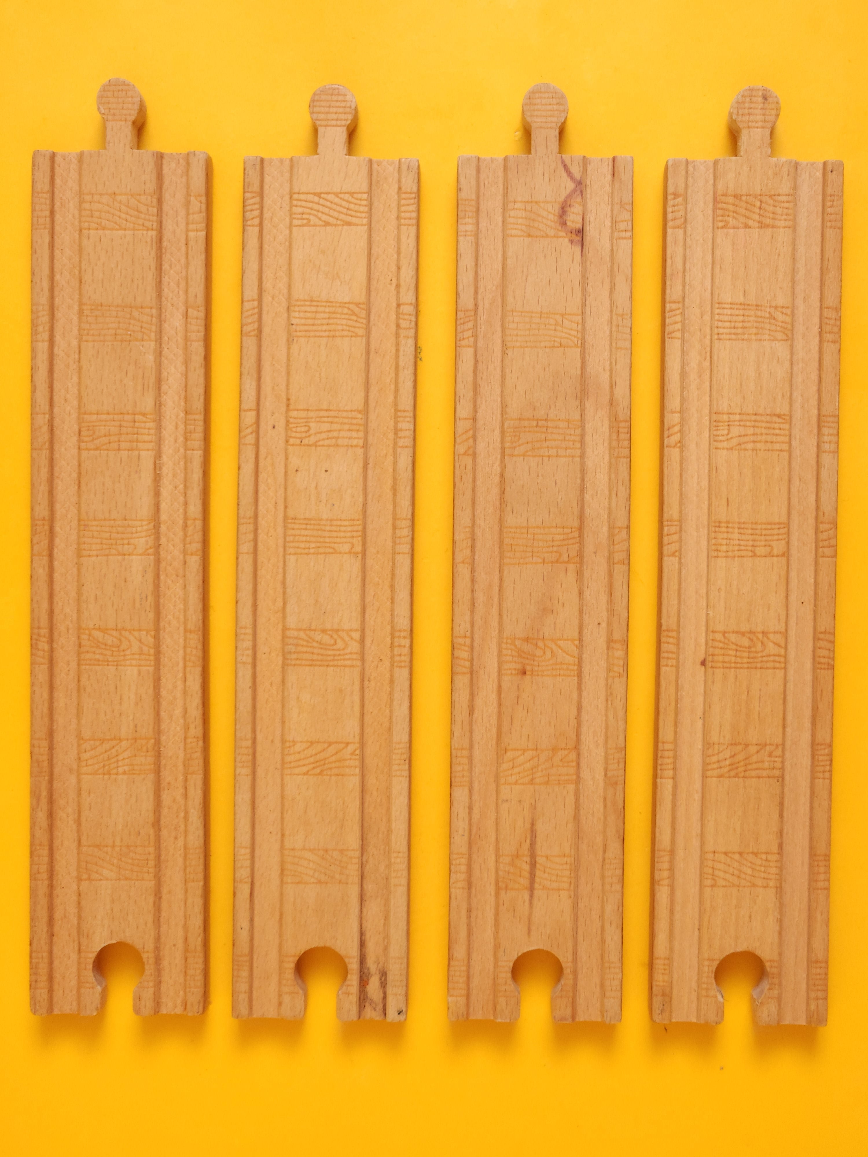 4x 8" Straight Track & Road Pieces – Thomas & Friends: Wooden Railway