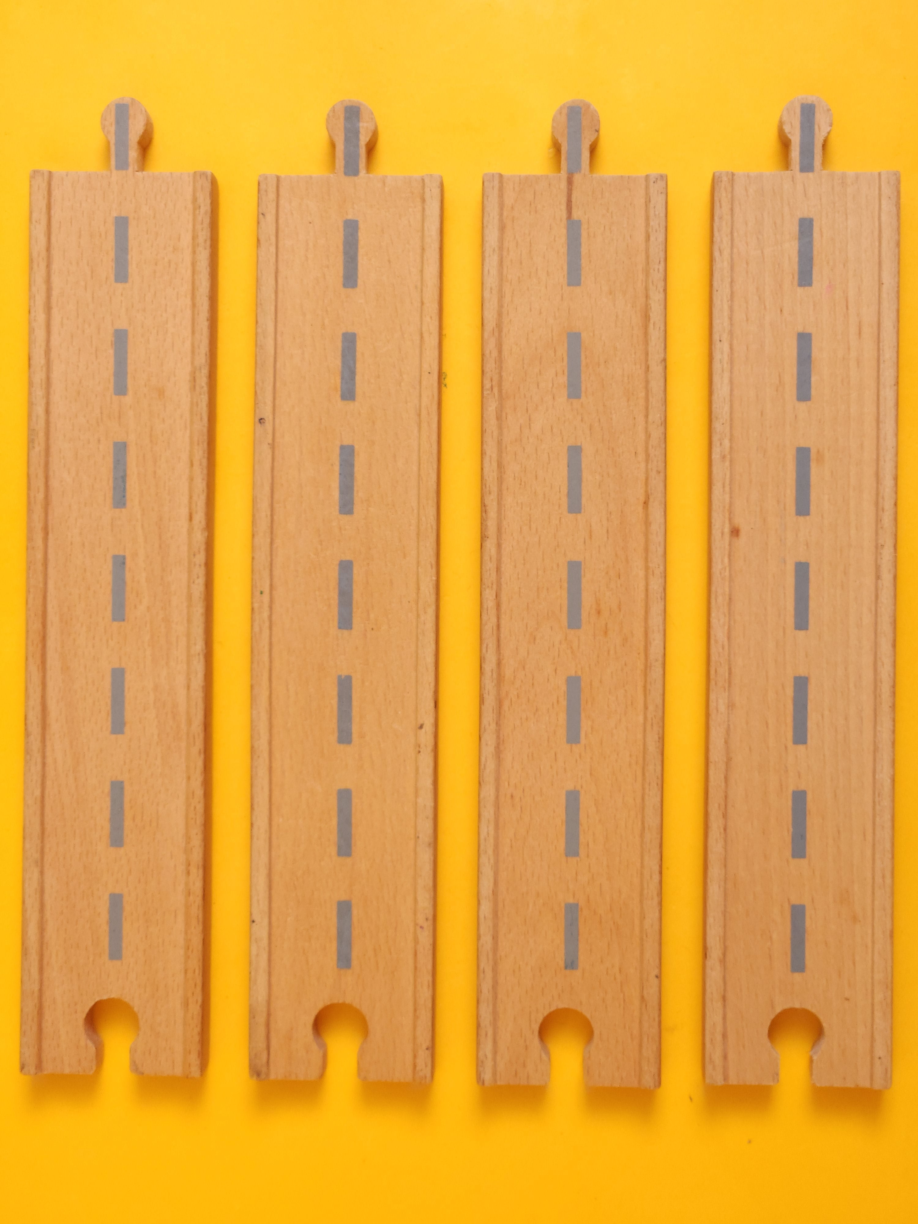 4x 8" Straight Track & Road Pieces – Thomas & Friends: Wooden Railway