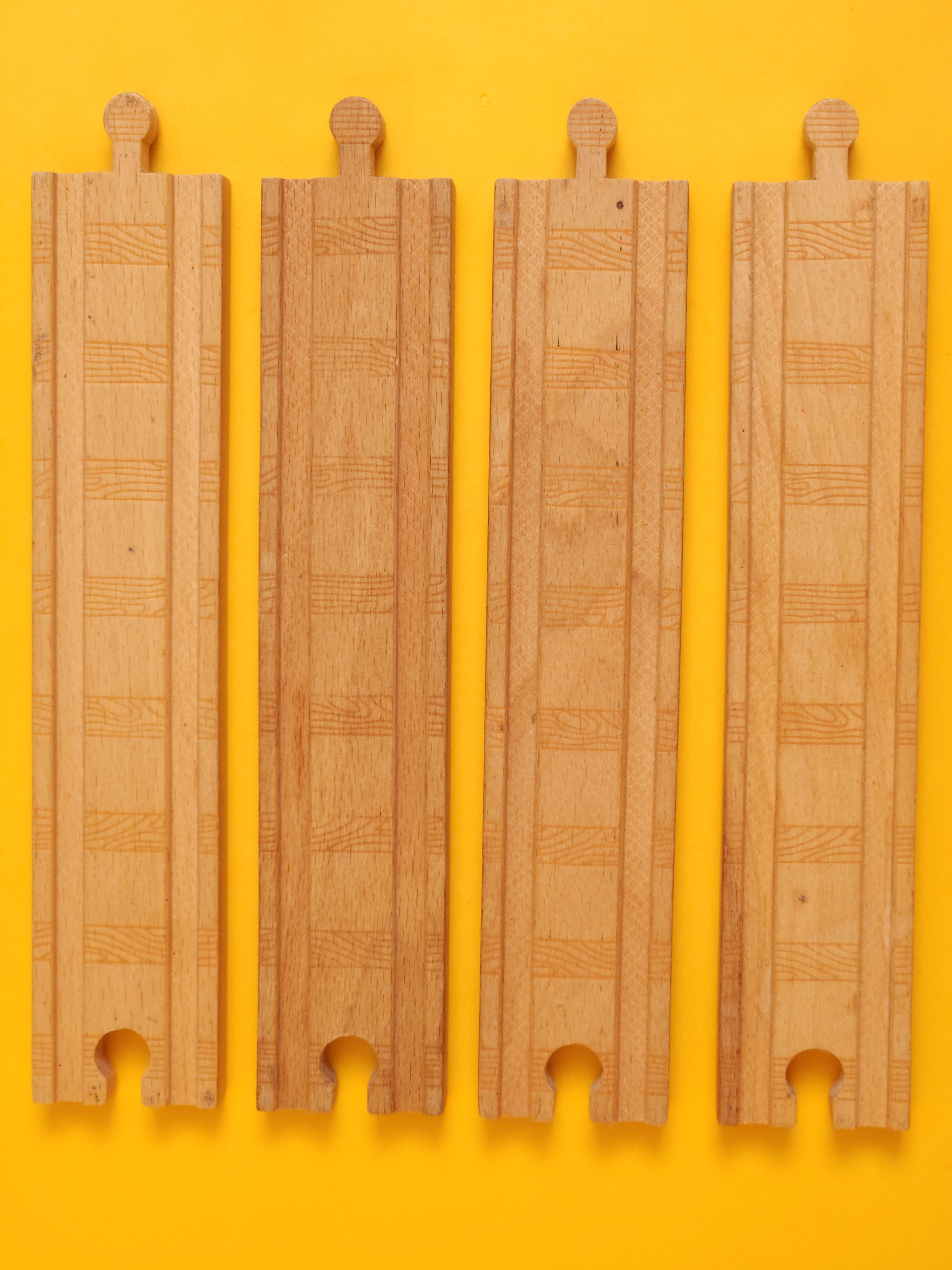4x 8" Straight Track & Road Pieces – Thomas & Friends: Wooden Railway