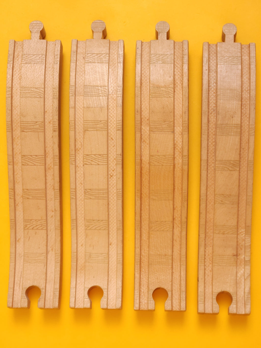 4x 8" Ascending Track Pieces – Thomas & Friends: Wooden Railway