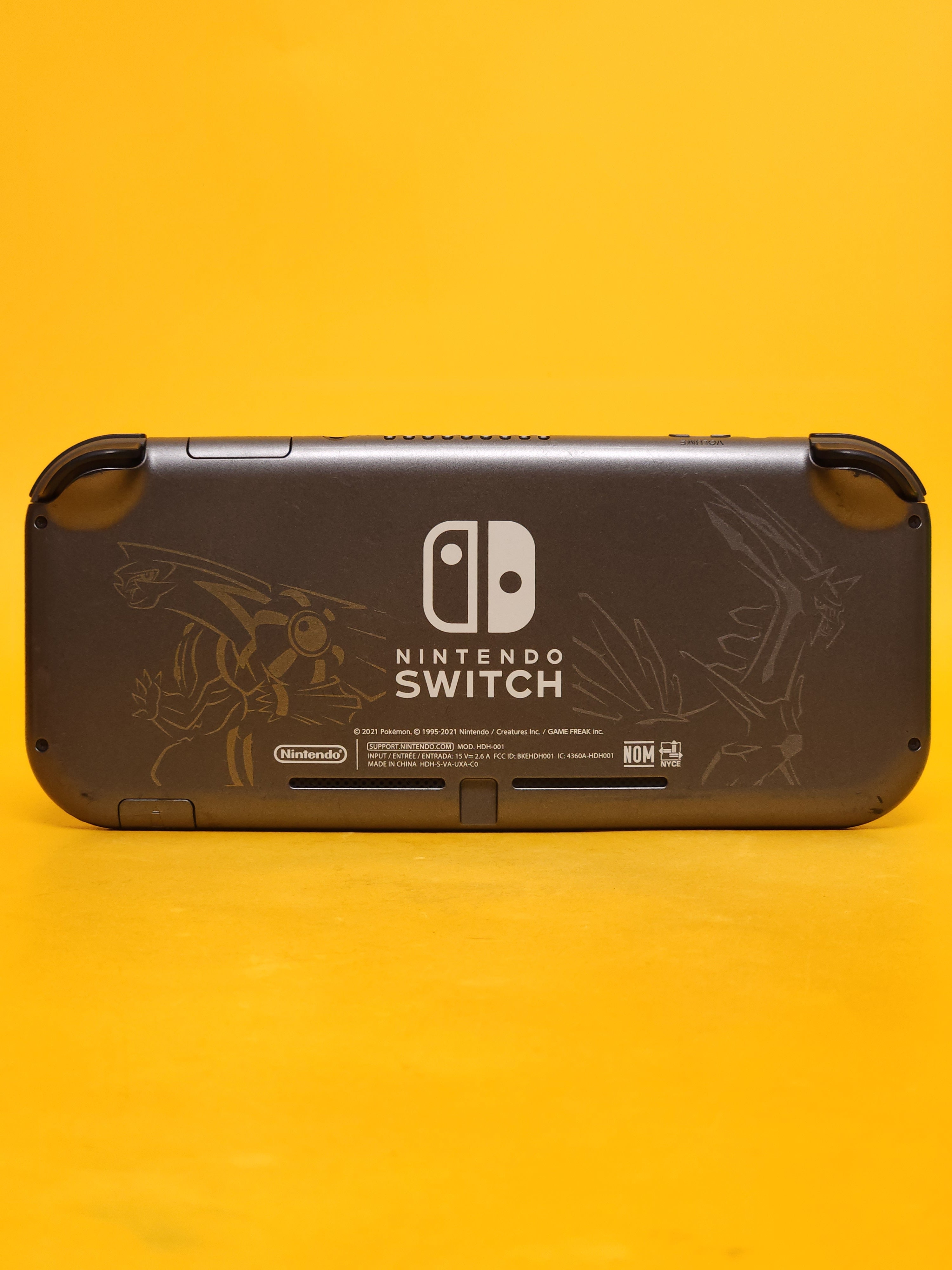 Pokémon Dialga & Palkia Edition – Nintendo Switch Lite