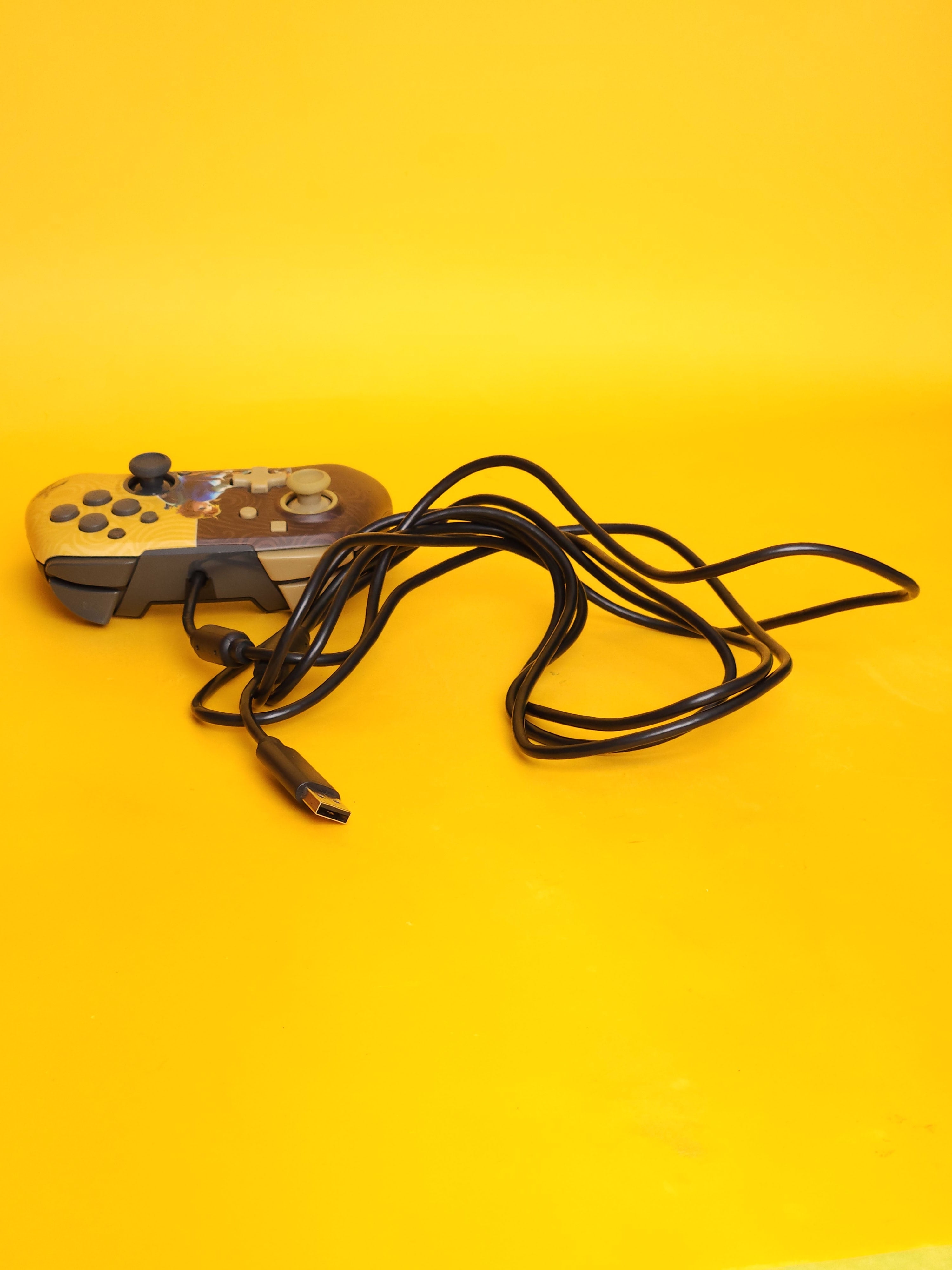 The Legend of Zelda: Breath of the Wild – Nintendo Switch Wired Controller