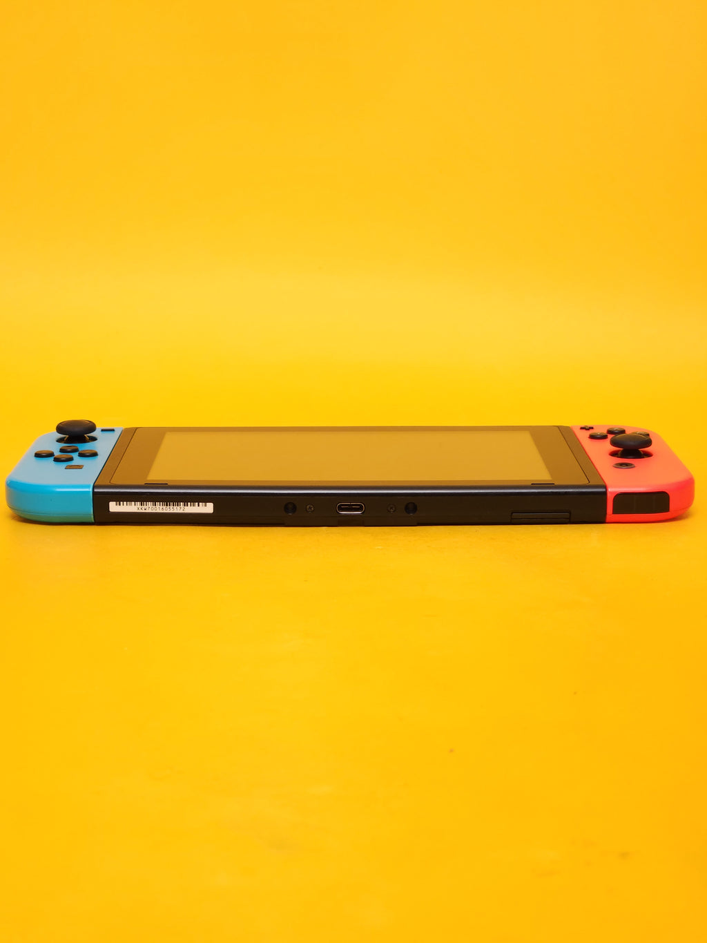 Nintendo Switch V2 – Neon Blue / Neon Red