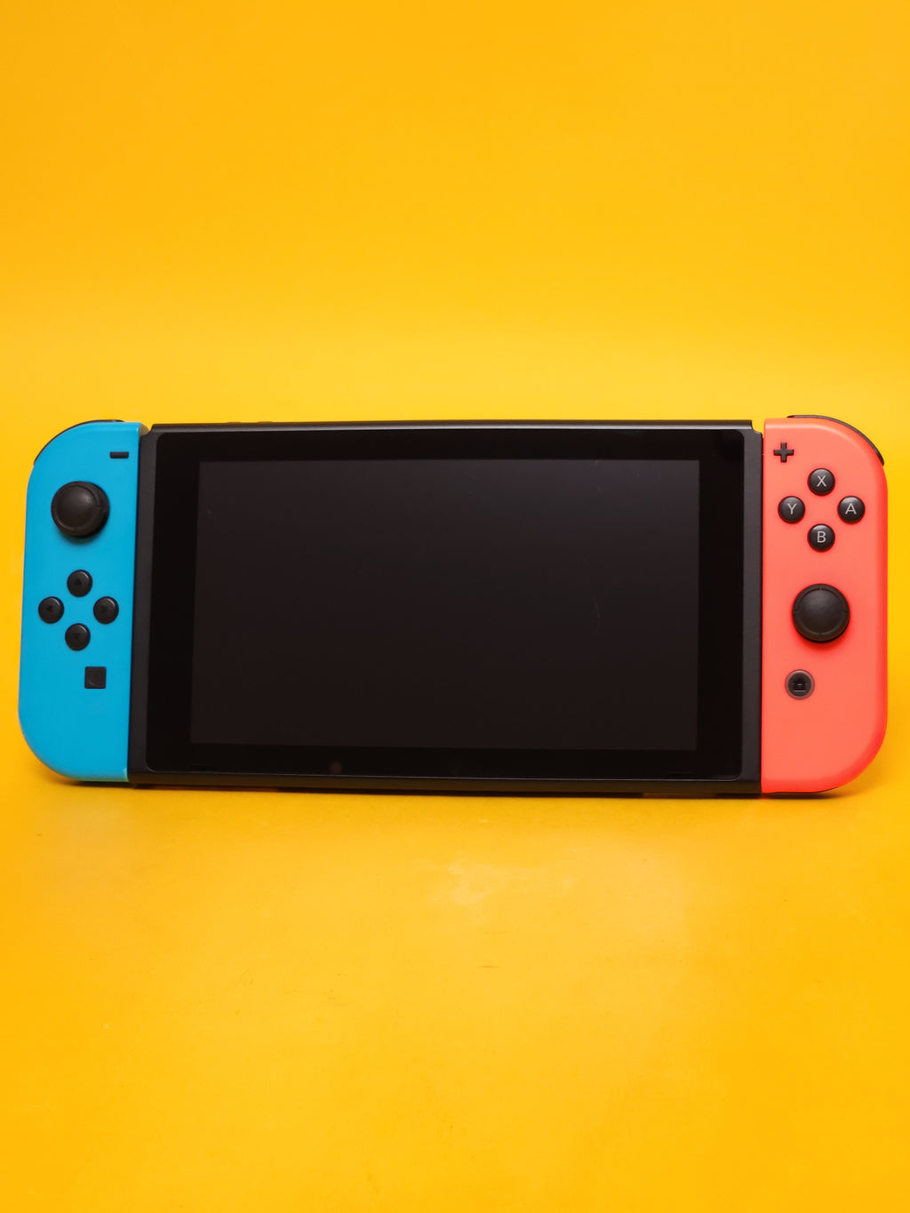 Nintendo Switch V2 – Neon Blue / Neon Red
