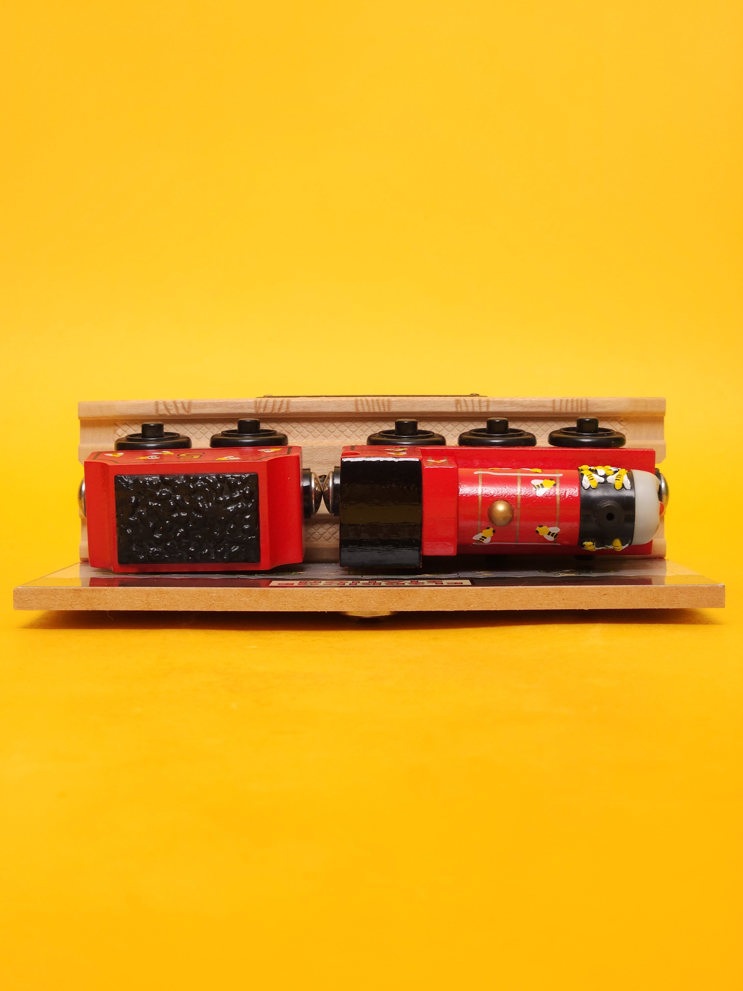 James Goes Buzz Buzz - Limited Edition #2,904 / 7,000 – Thomas & Friends: Wooden Railway
