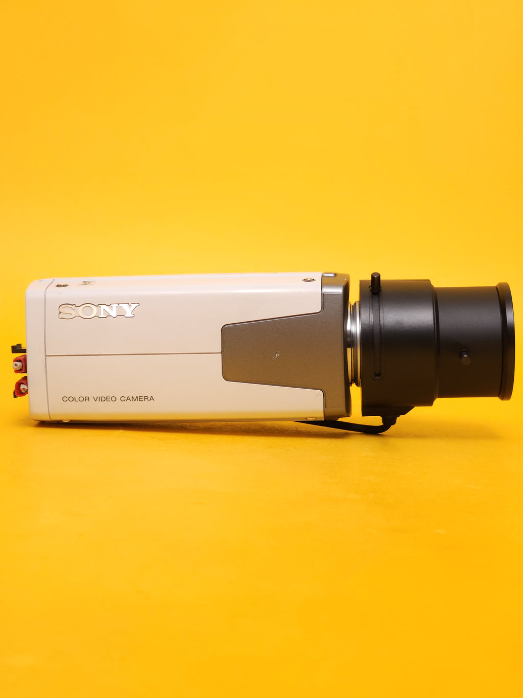 Sony SSC-E413P – Colour CCTV Video Camera