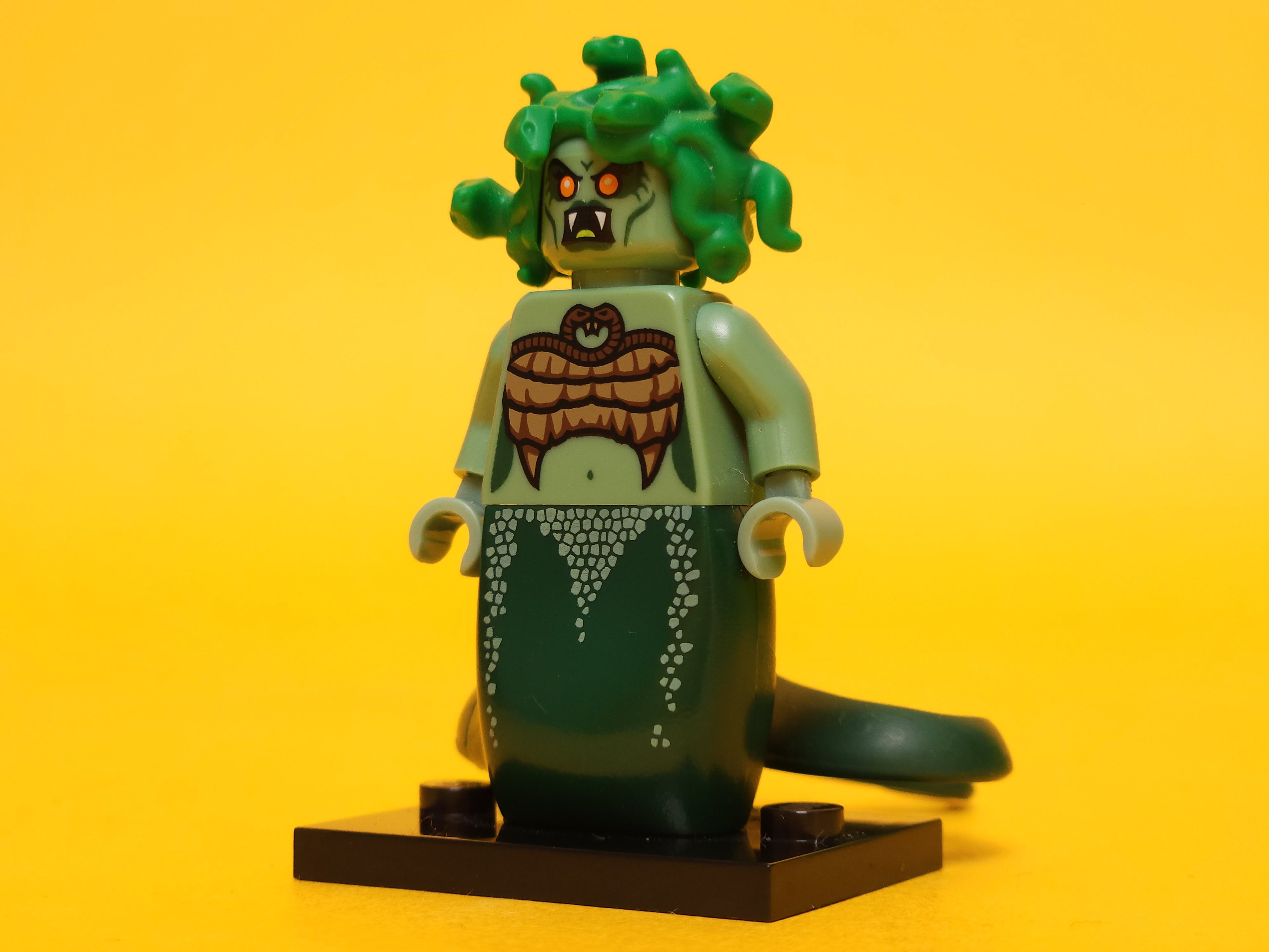 Medusa #2 – LEGO® 71001 Collectible Minifigures Series 10