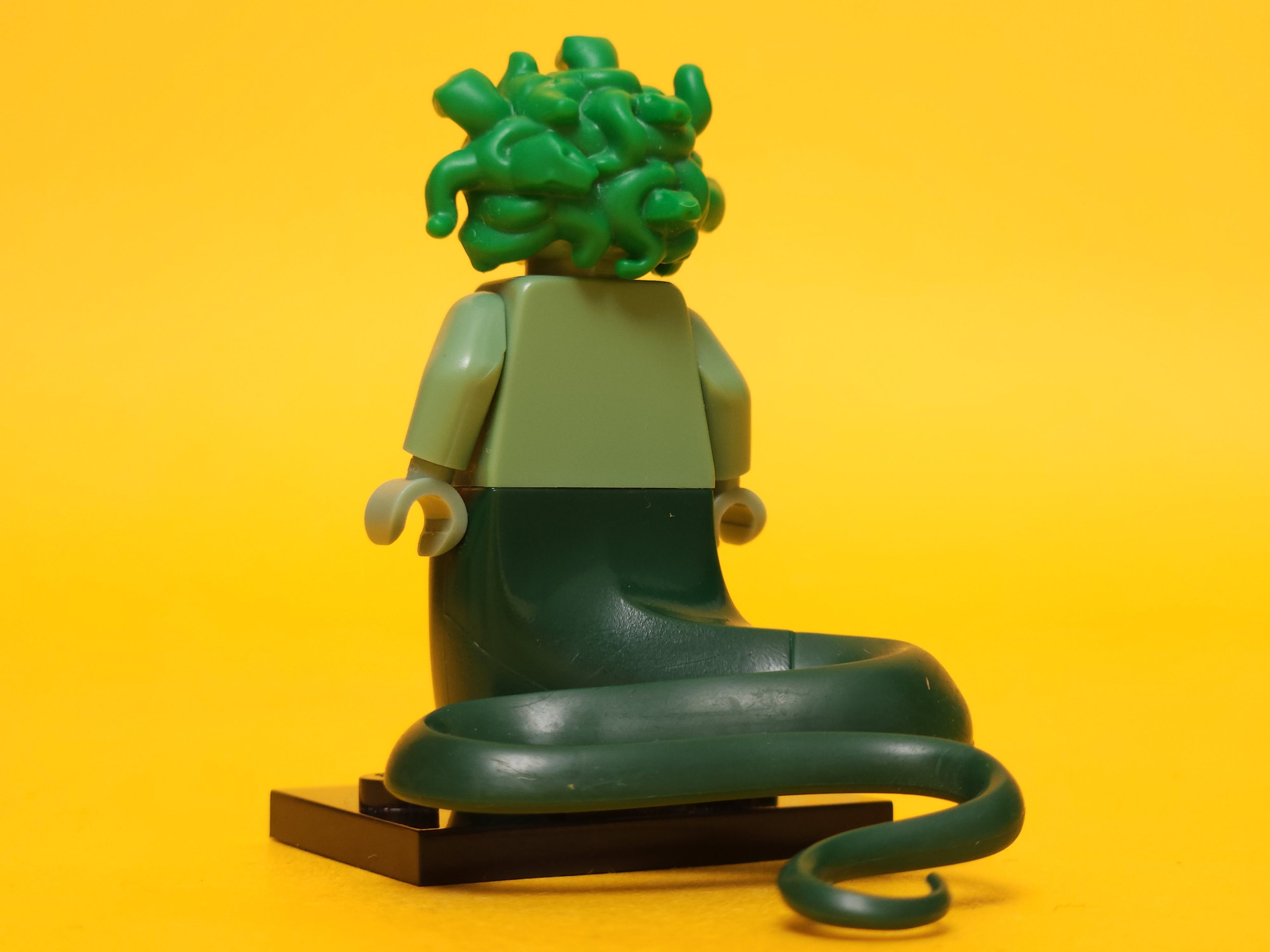 Medusa #2 – LEGO® 71001 Collectible Minifigures Series 10