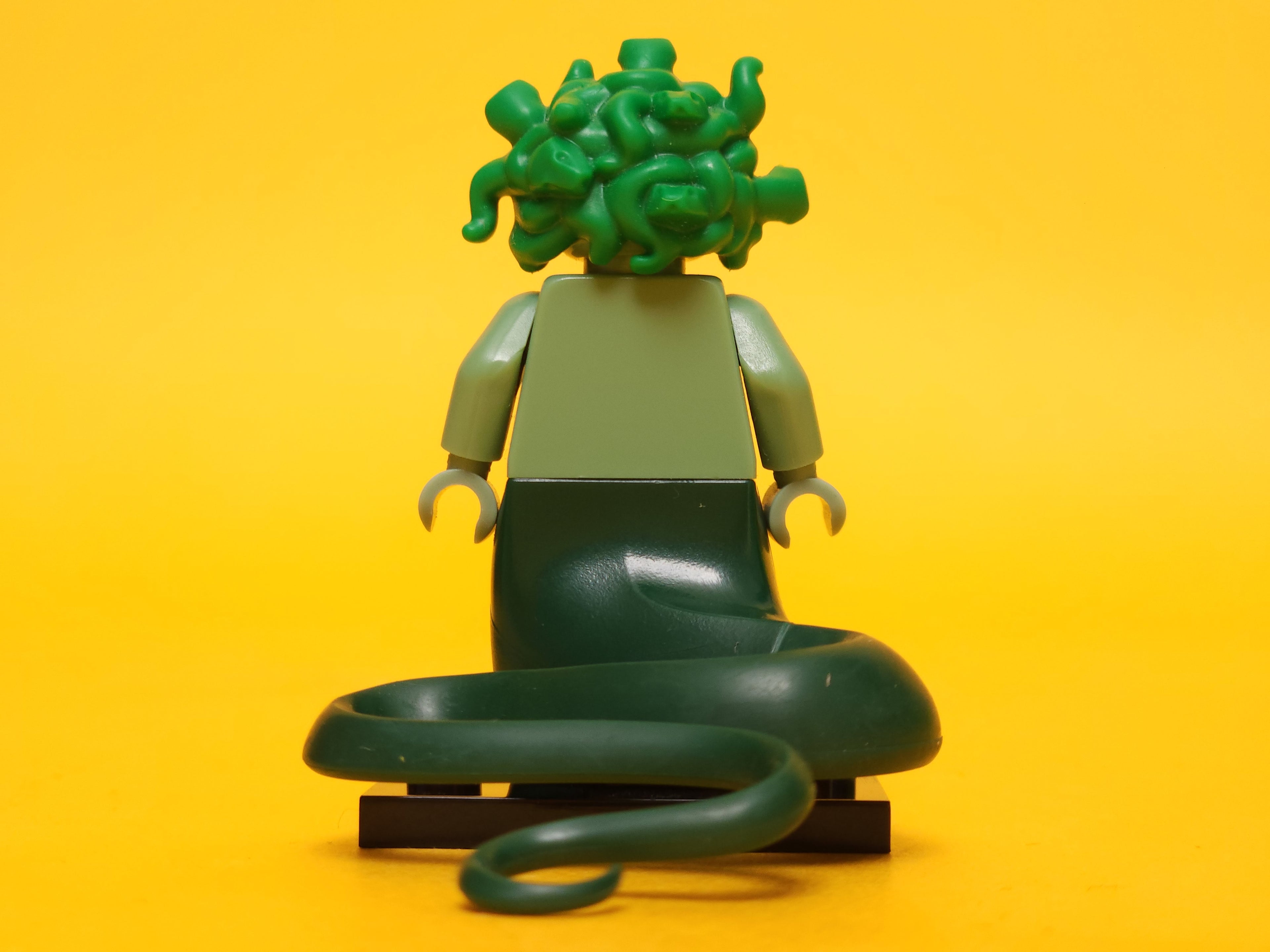 Medusa #2 – LEGO® 71001 Collectible Minifigures Series 10