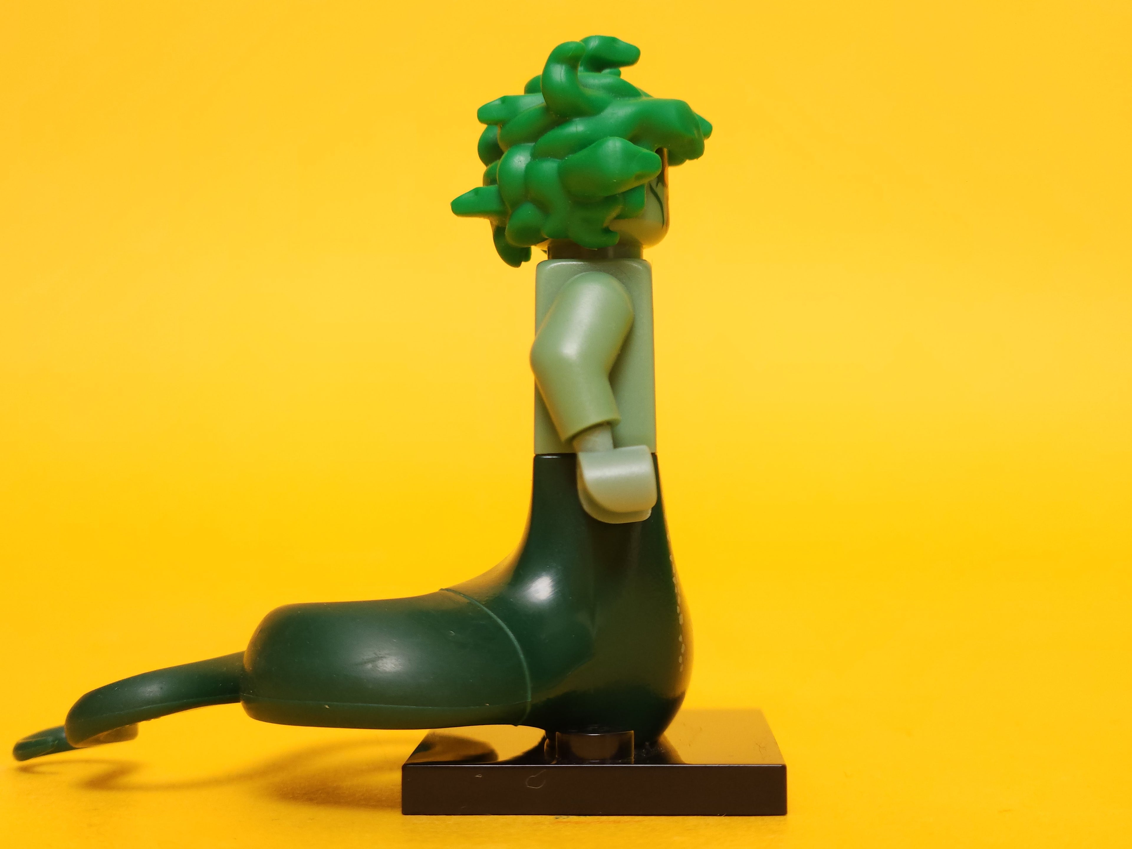 Medusa #2 – LEGO® 71001 Collectible Minifigures Series 10